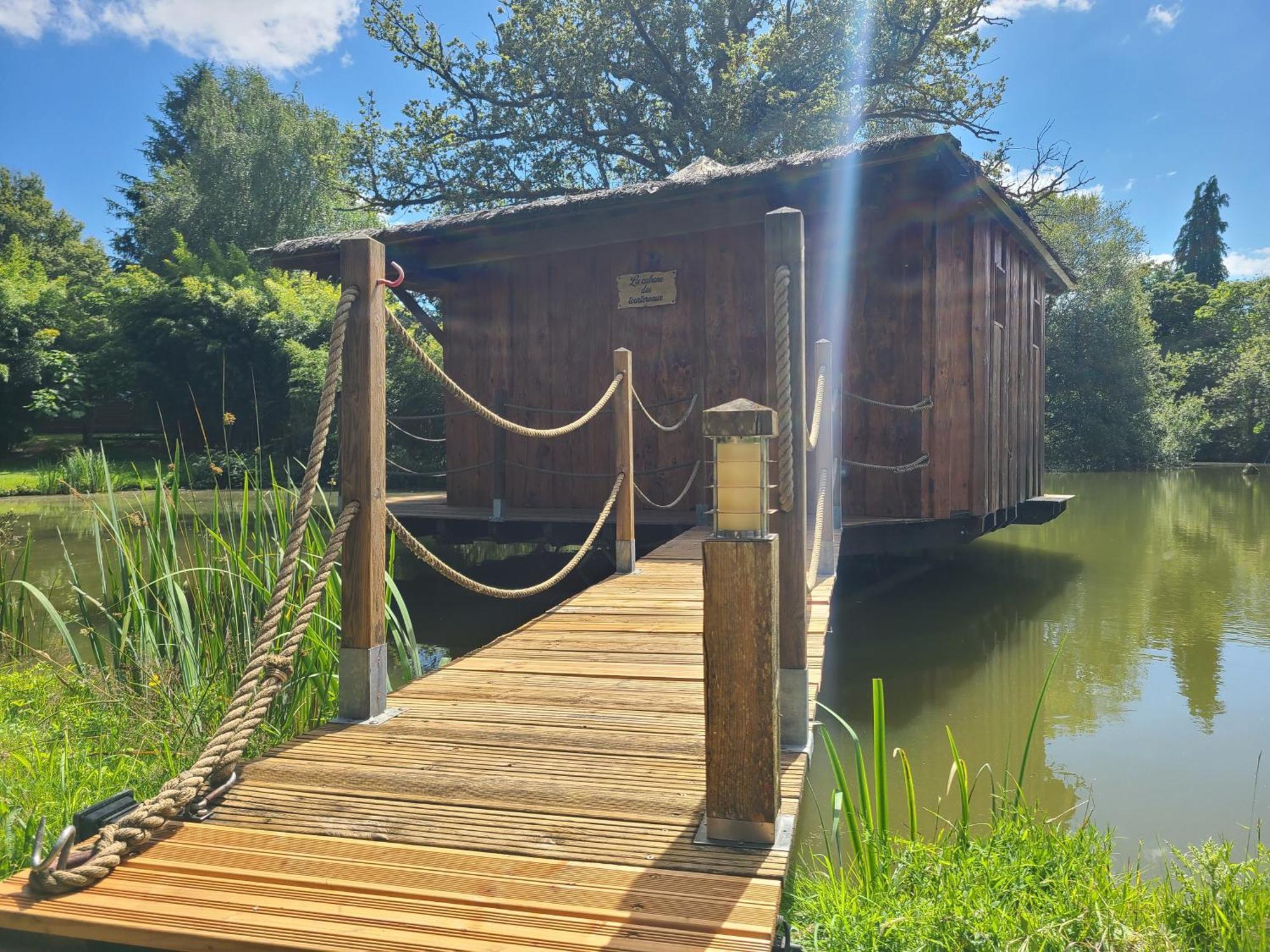 Le Domaine De La Vergnolle Roches  Bagian luar foto